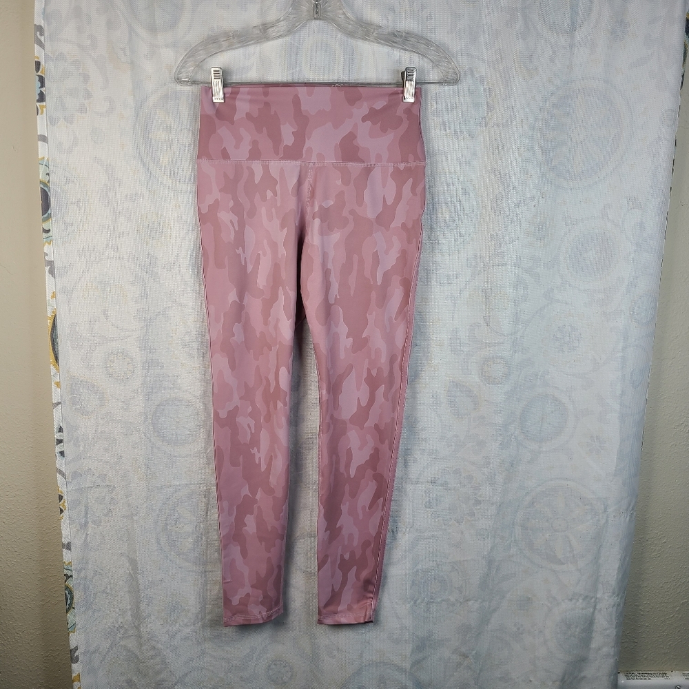 Buffbunny Collection pink camouflage leggings women's size large 25" inseam New